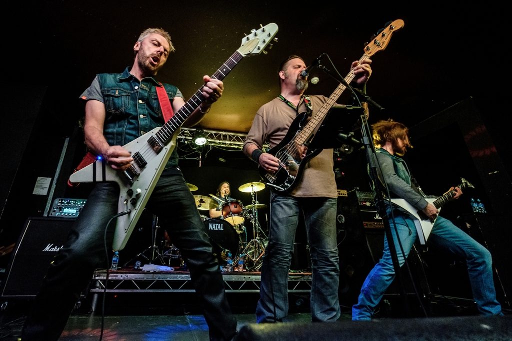 Savage Chris Bradley - Vocals, Bass Guitar, Andy Dawson - Lead Guitars, Kristian M Bradley - Guitars (Copyright Andy Pickard)